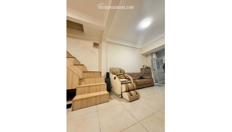 Bán nhà đẹp 2 tầng Huỳnh Văn Bánh 55m2 (3.6x13) 2PN 2WC - 7 Tỷ